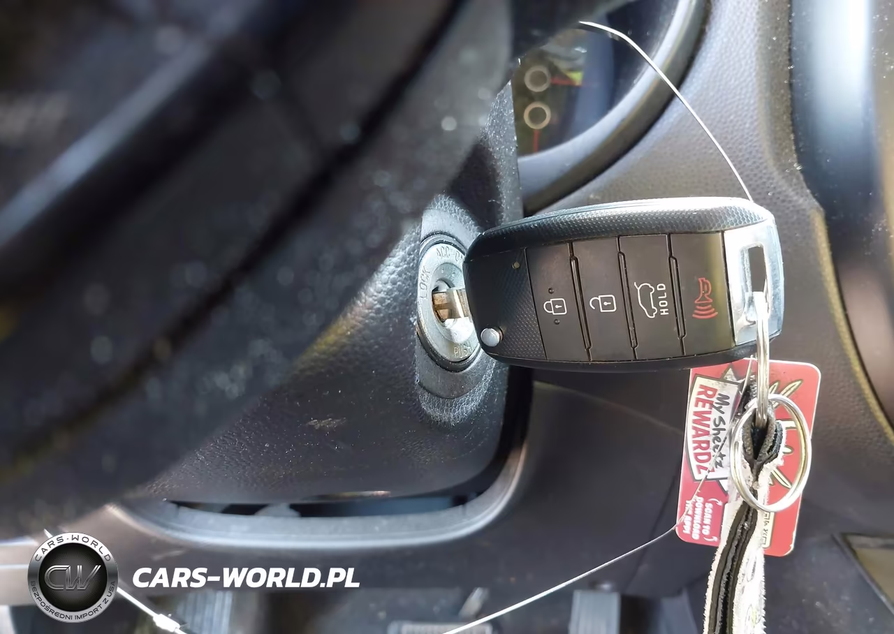 2015 Kia Soul VIN:KNDJN2A28F7124826 - 11