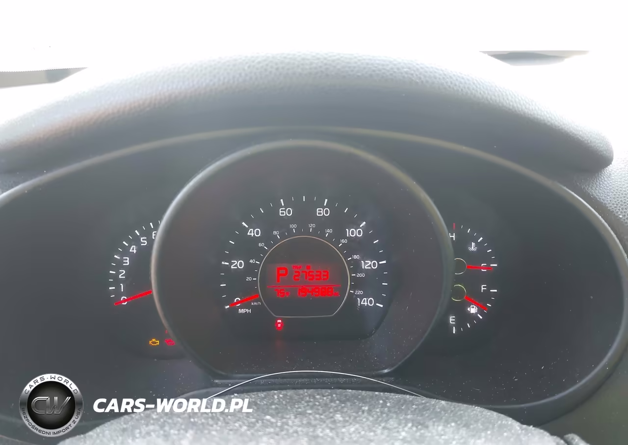 2015 Kia Soul VIN:KNDJN2A28F7124826 - 7