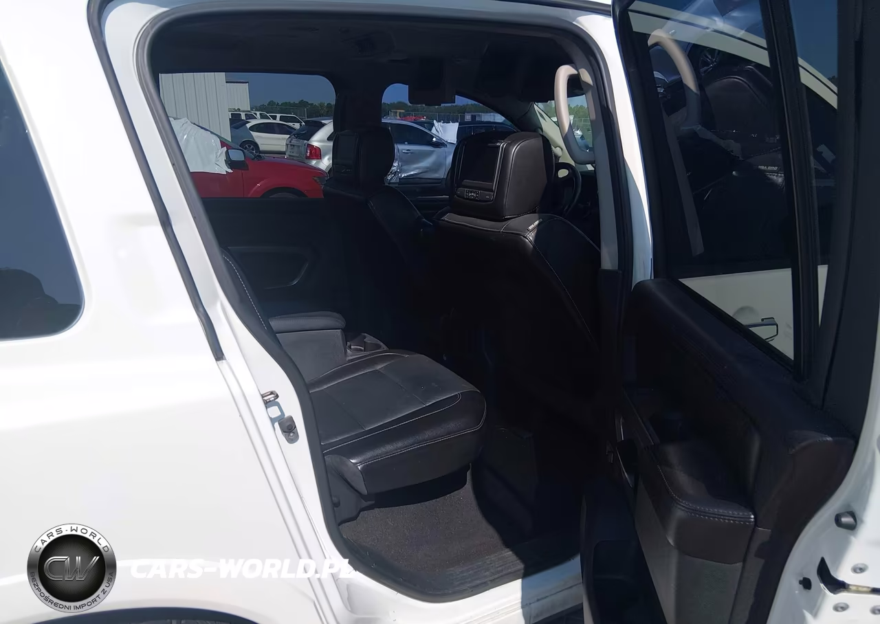 2015 Nissan Armada Platinum VIN:5N1AA0NEXFN614907 - 8