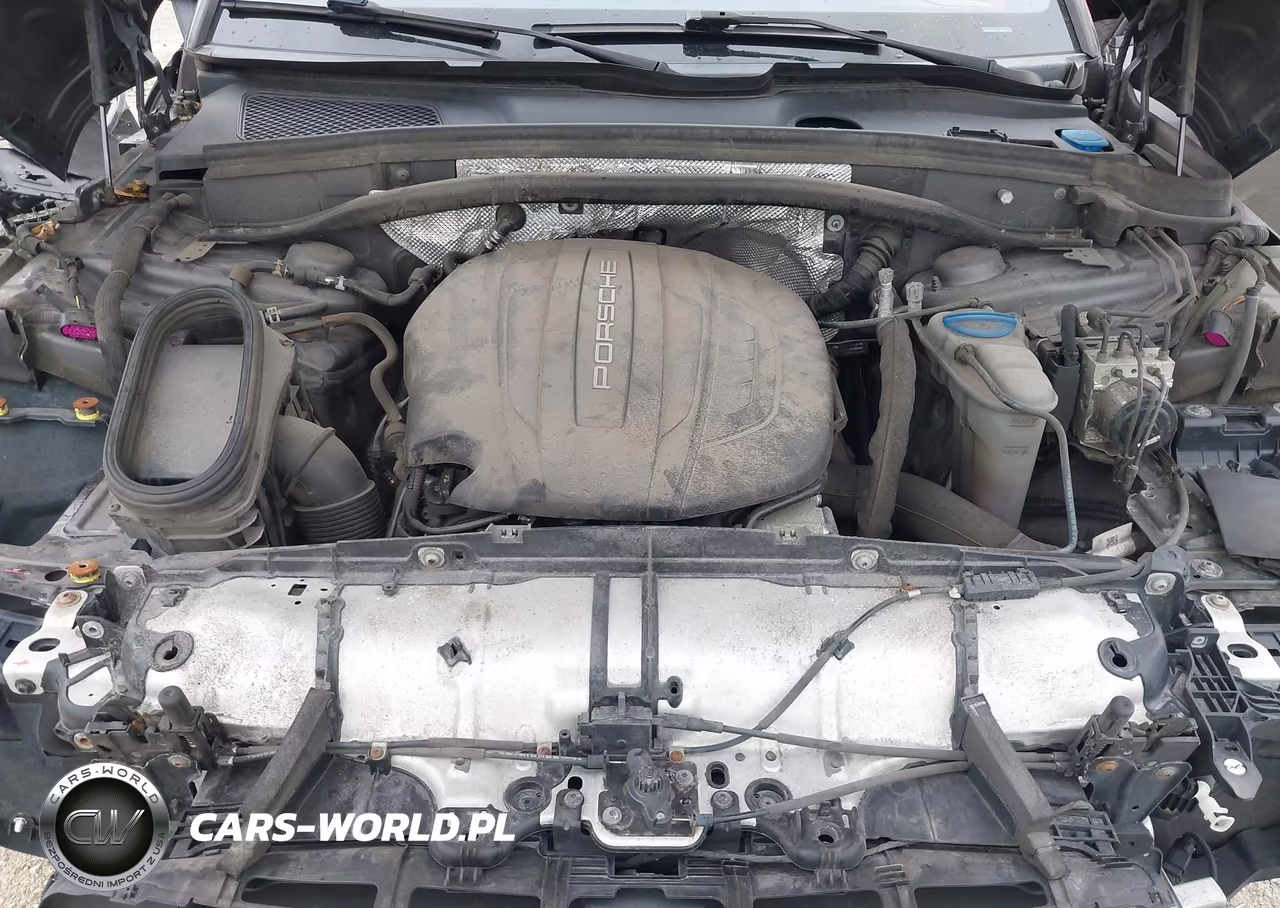 2018 Porsche Macan VIN:WP1AA2A53JLB04875 - 10