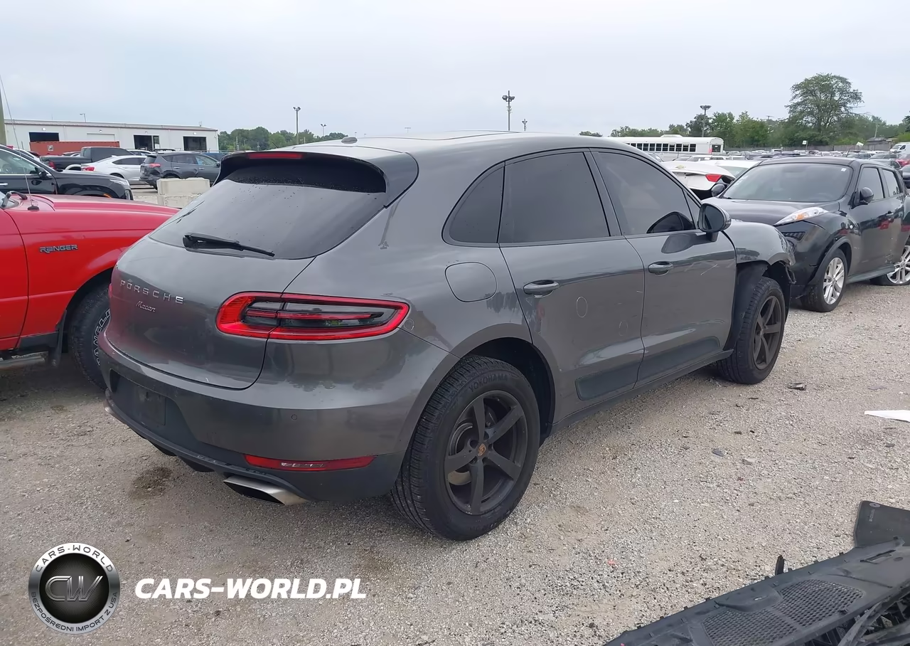 2018 Porsche Macan VIN:WP1AA2A53JLB04875 - 4