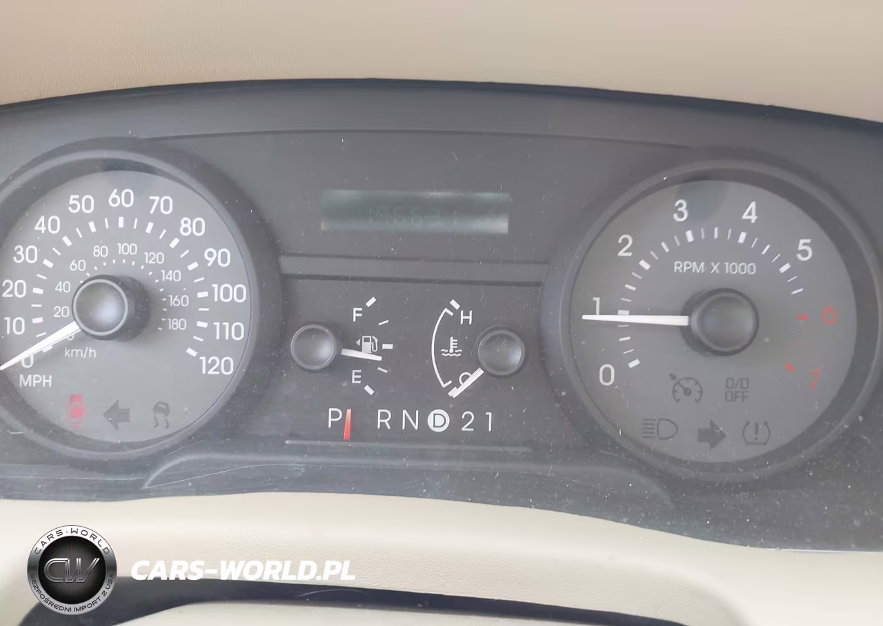 2007 Mercury Grand Marquis Gs VIN:2MEFM74V27X609176 - 7