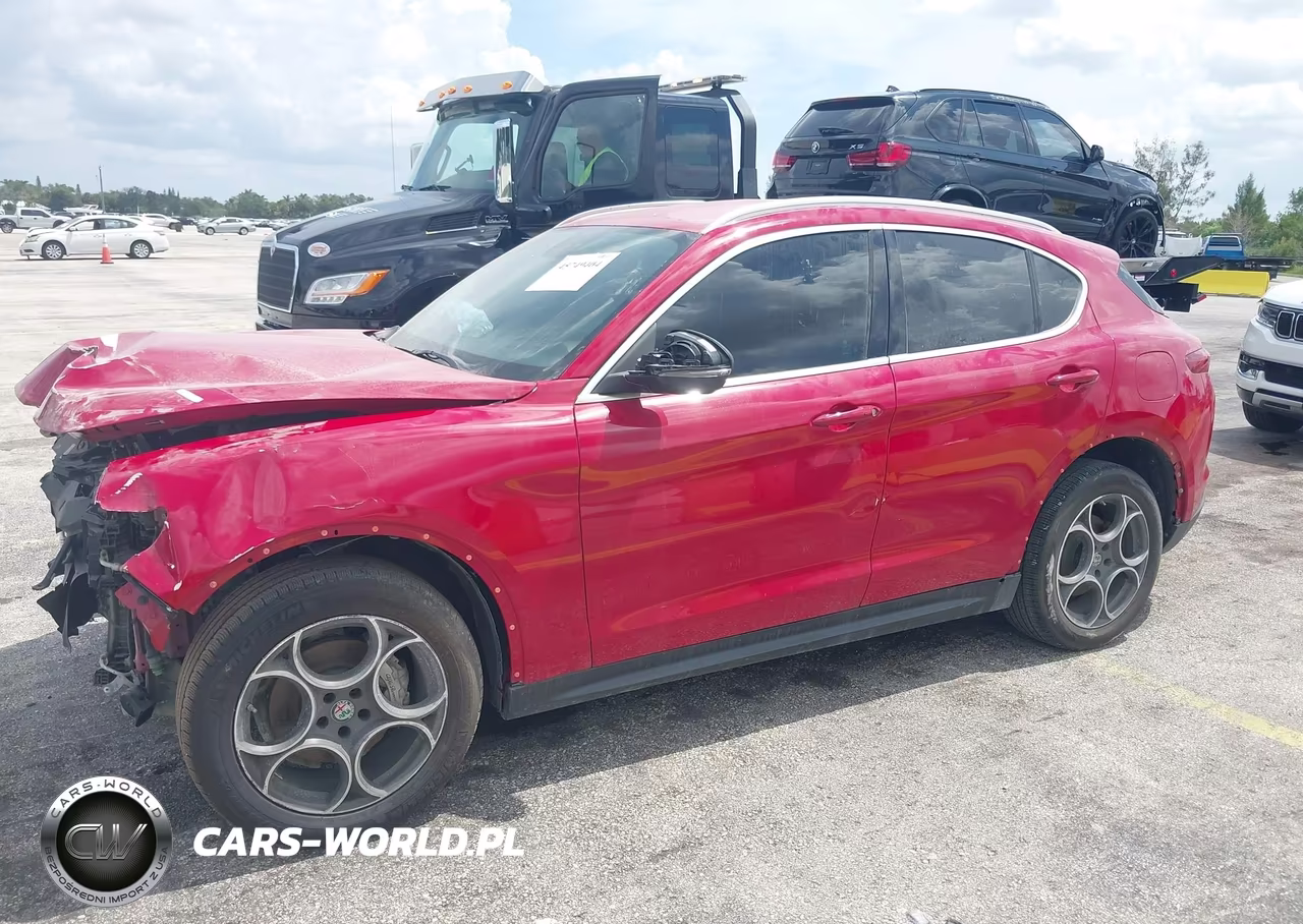 2018 Alfa Romeo Stelvio Awd VIN:ZASFAKAN7J7B64374 - 18