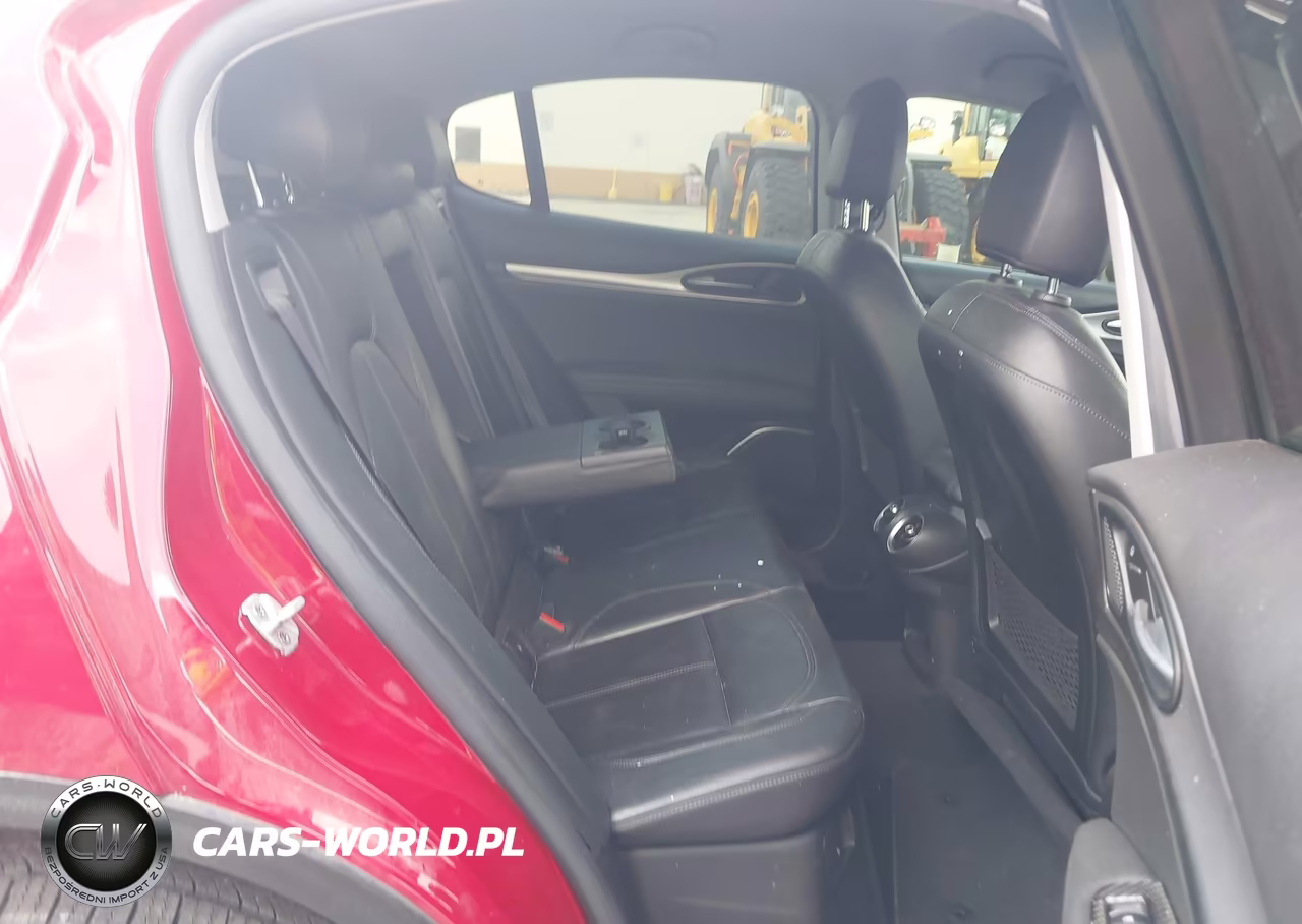 2018 Alfa Romeo Stelvio Awd VIN:ZASFAKAN7J7B64374 - 8