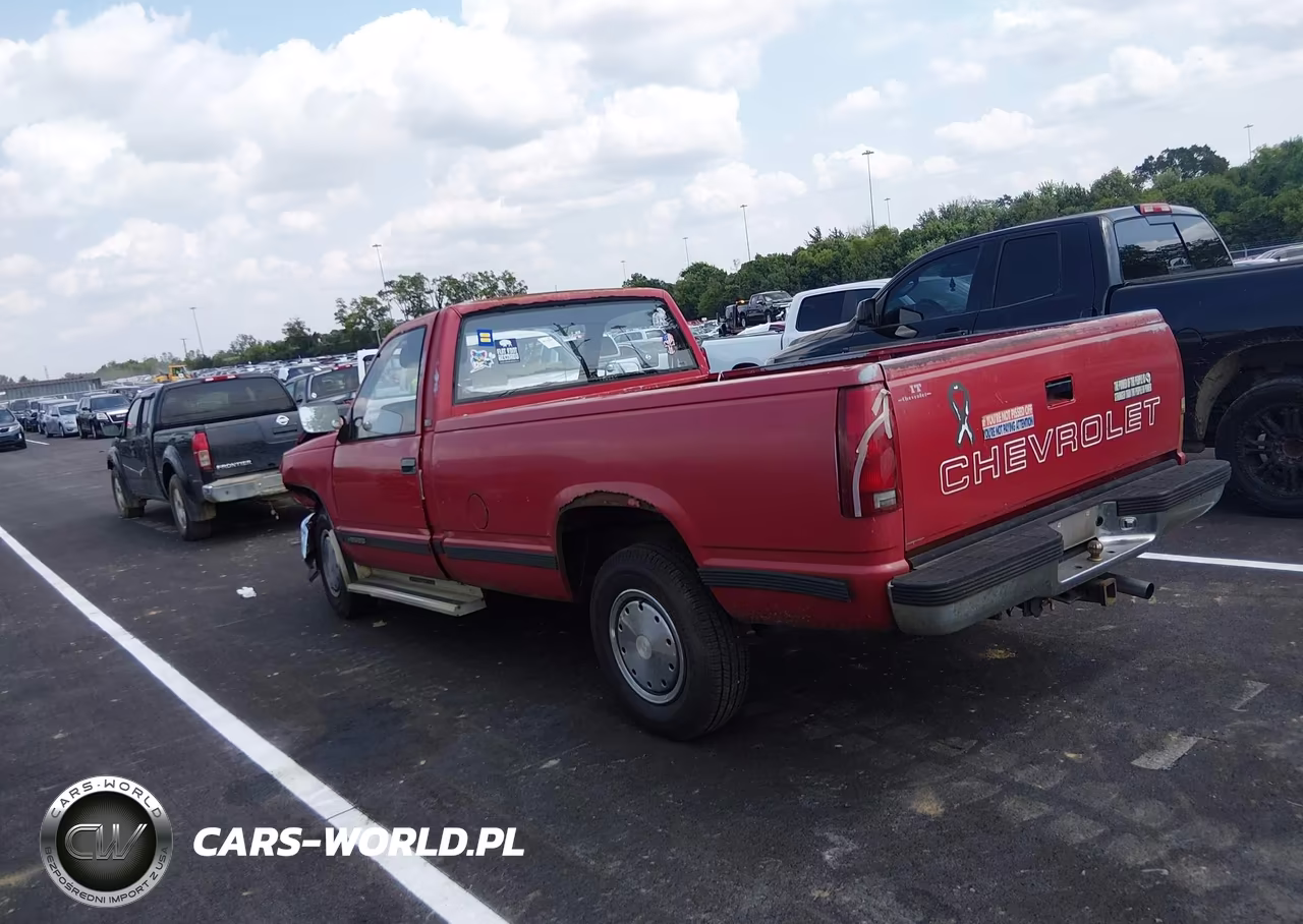 1988 Chevrolet Gmt-400 C2500 VIN:2GCFC24K7J1121736 - 3