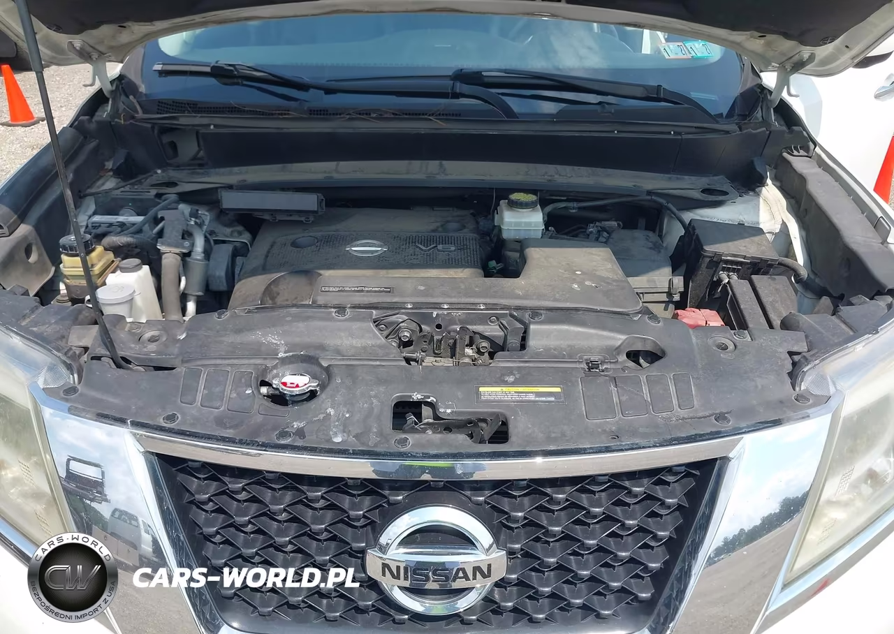 2015 Nissan Pathfinder Platinum VIN:5N1AR2MM0FC605464 - 10