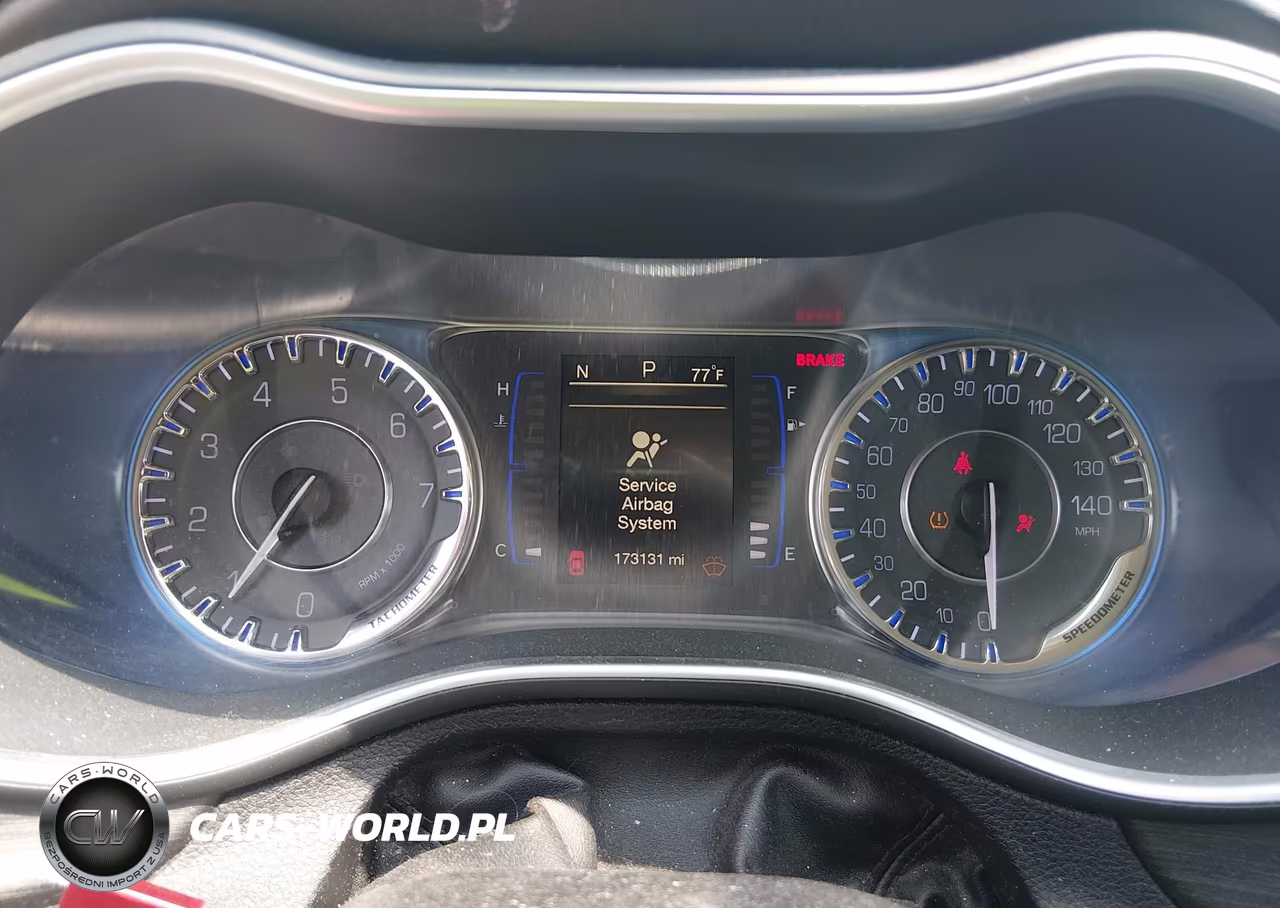 2016 Chrysler 200 Limited VIN:1C3CCCABXGN161723 - 7