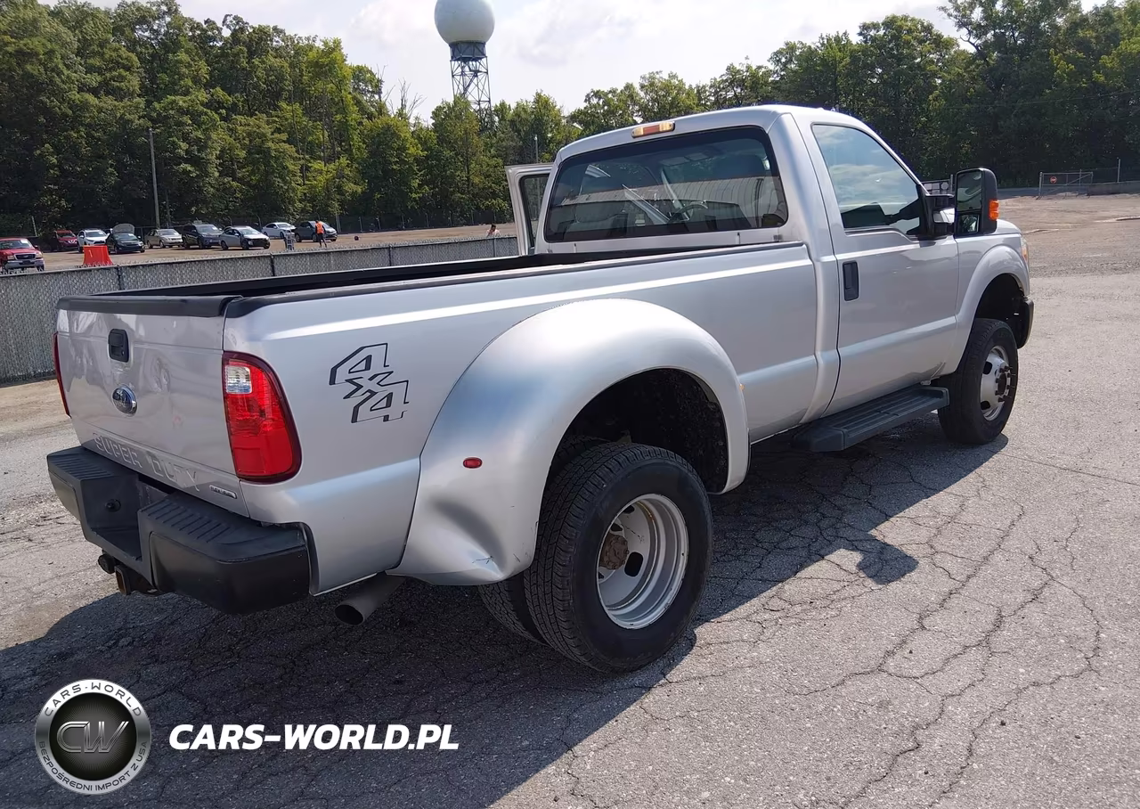 2015 Ford F-350 Xl VIN:1FTRF3D6XFEB08000 - 4