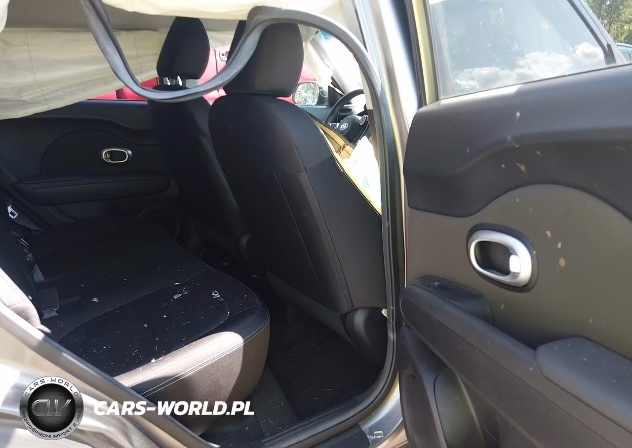 2015 Kia Soul VIN:KNDJN2A27F7221838 - 8