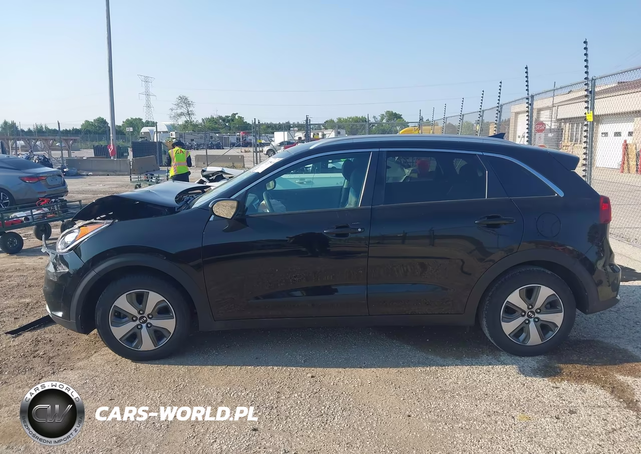 2018 Kia Niro Lx VIN:KNDCB3LC4J5210829 - 14