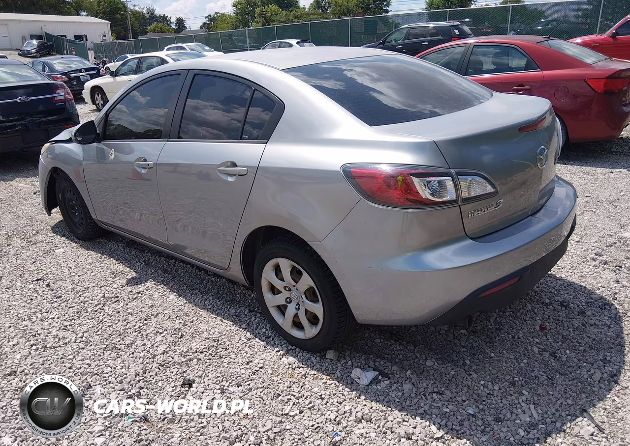 2011 Mazda Mazda3 I Sport VIN:JM1BL1UF9B1903149 - 3