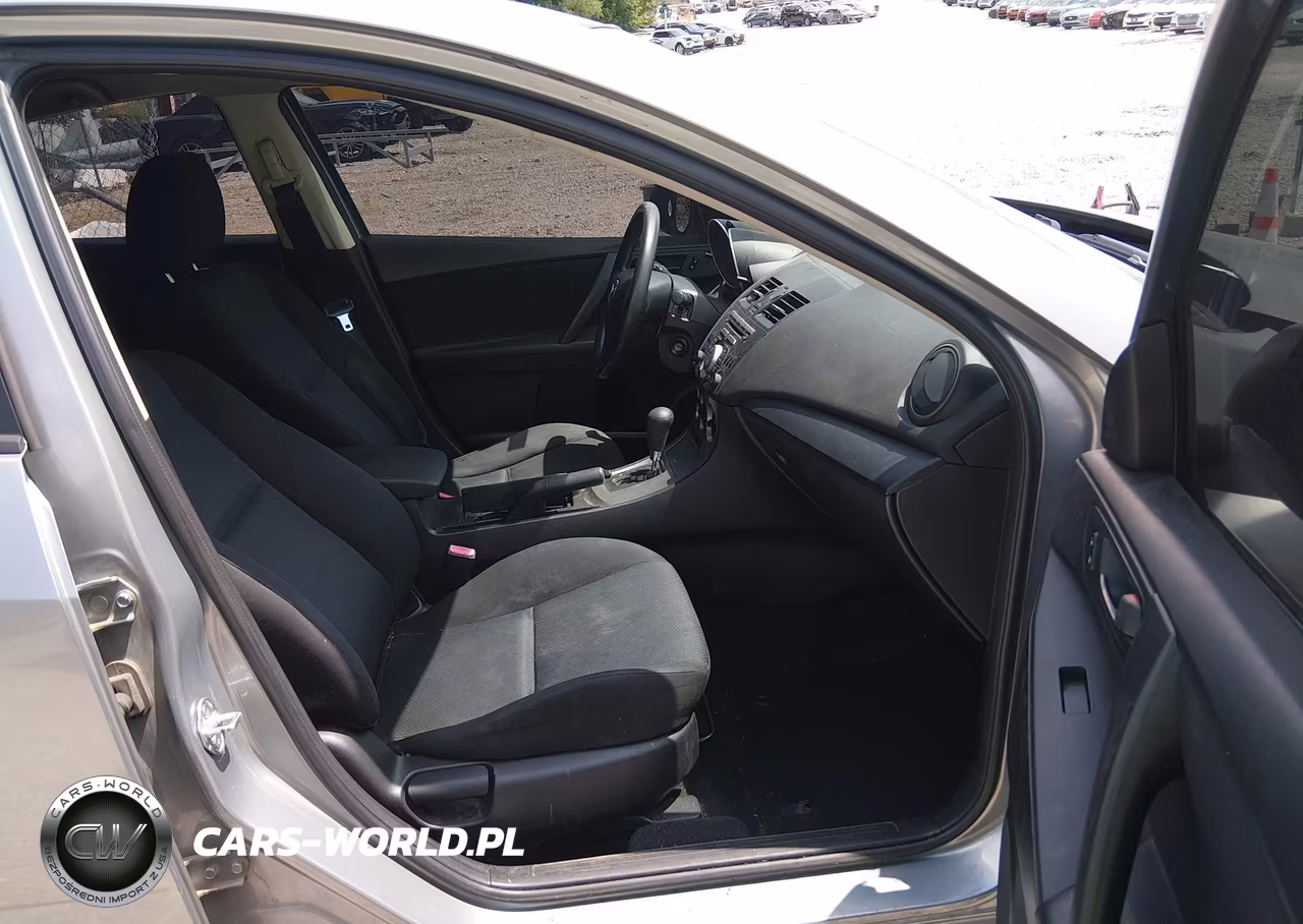 2011 Mazda Mazda3 I Sport VIN:JM1BL1UF9B1903149 - 5