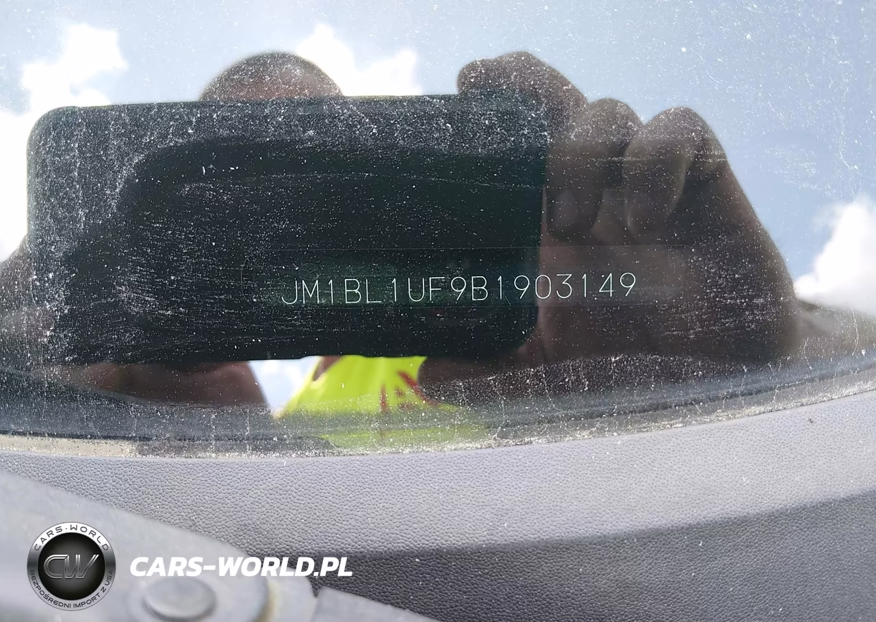 2011 Mazda Mazda3 I Sport VIN:JM1BL1UF9B1903149 - 9