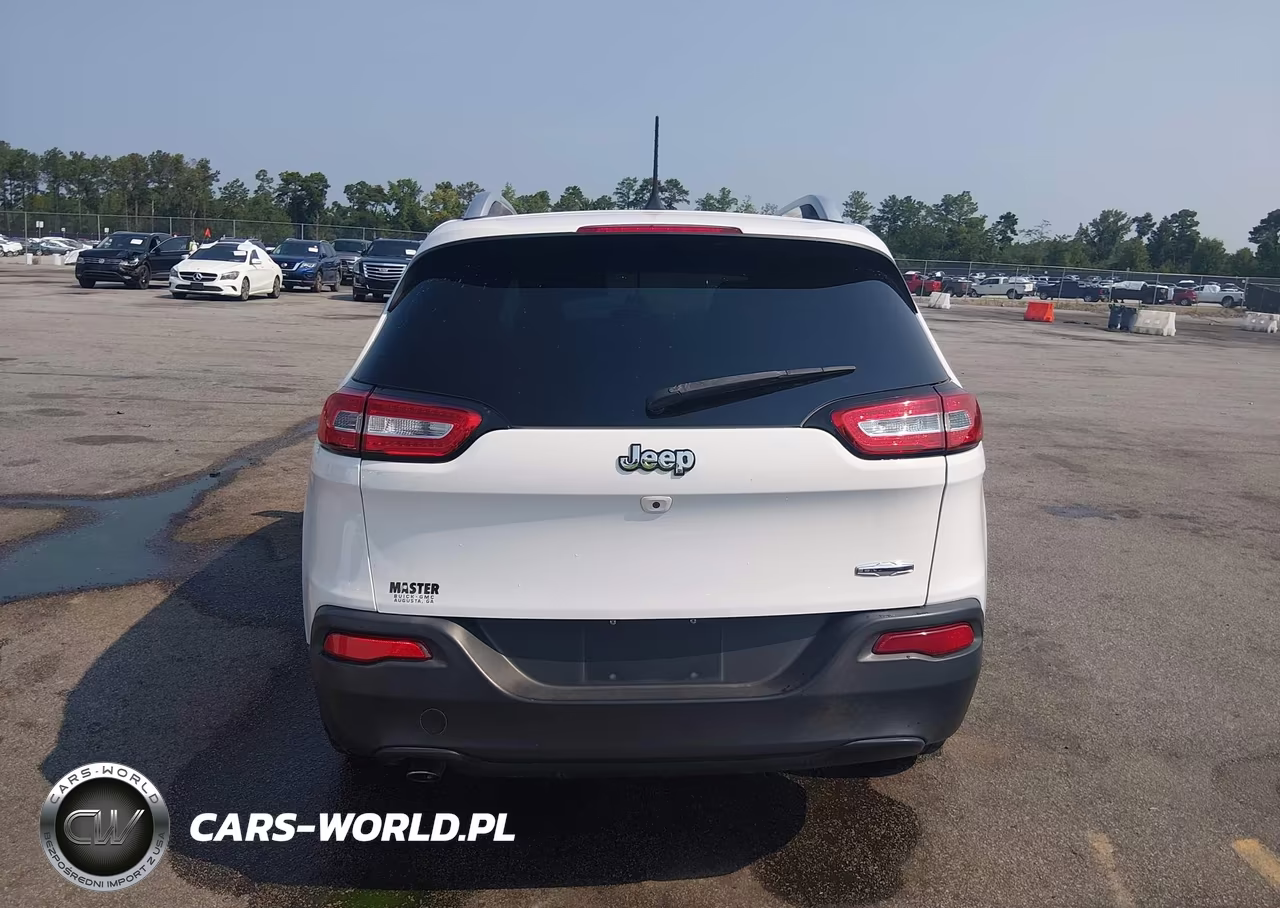 2016 Jeep Cherokee Latitude VIN:1C4PJLCB9GW125631 - 17