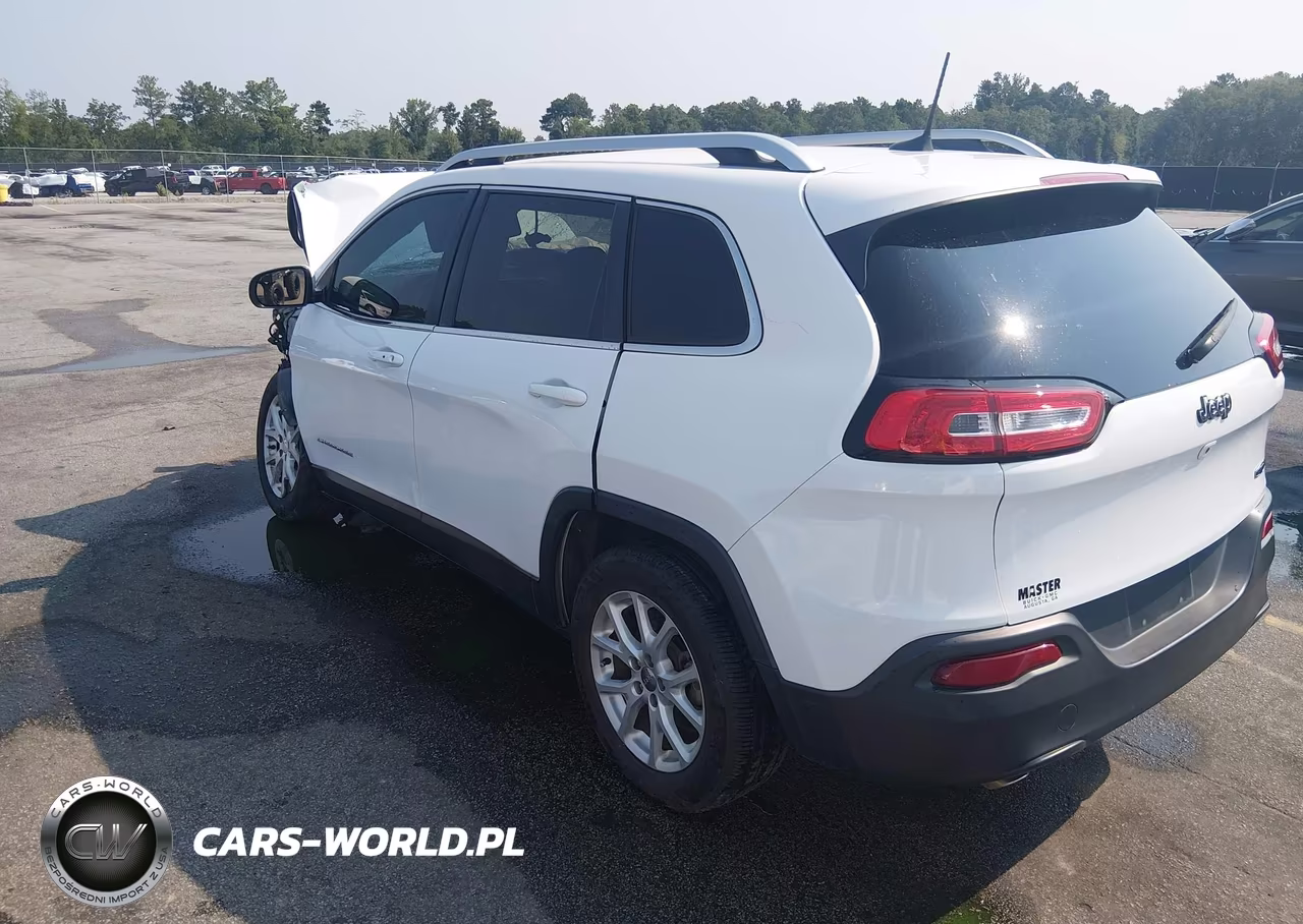 2016 Jeep Cherokee Latitude VIN:1C4PJLCB9GW125631 - 3