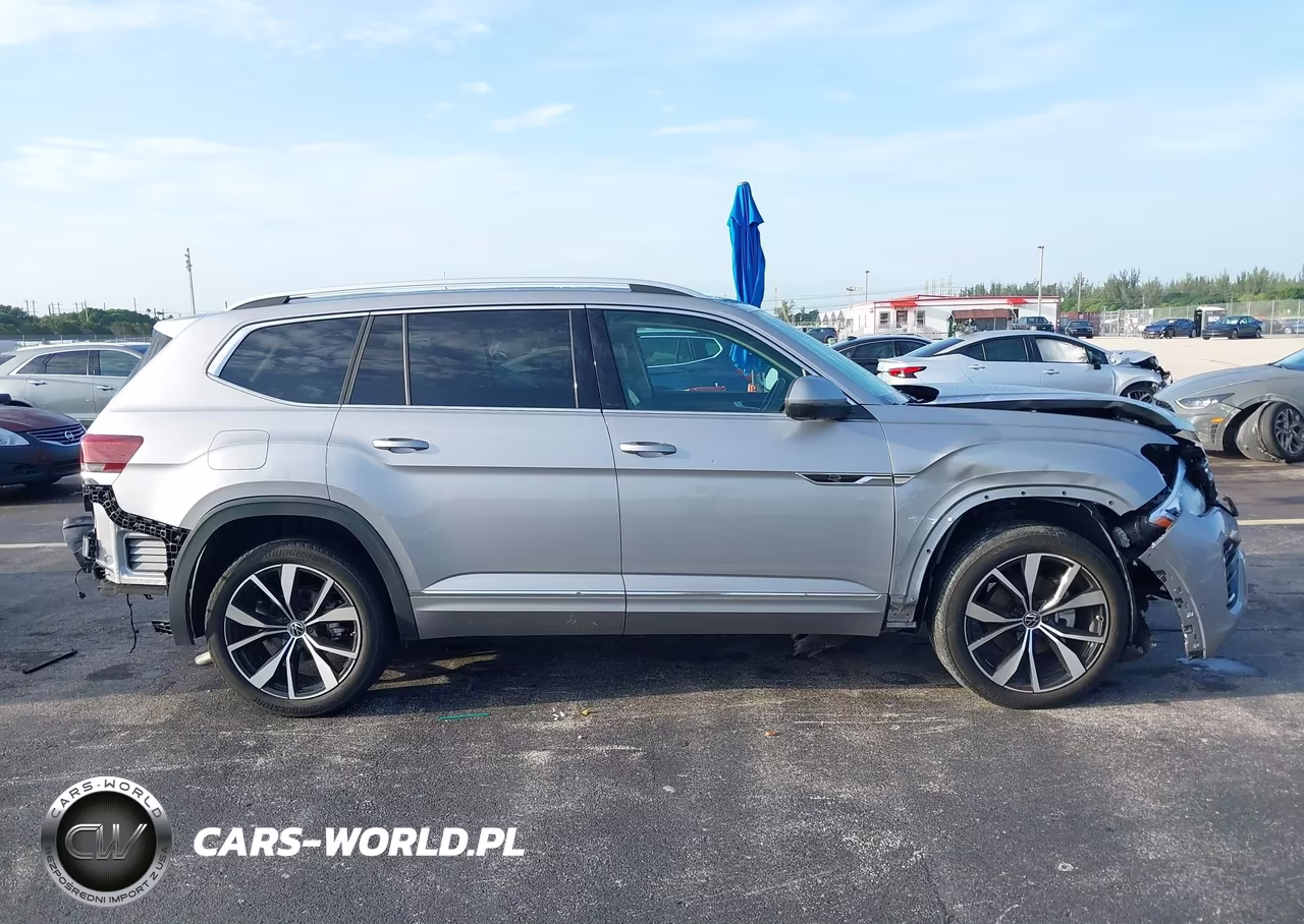 2024 Volkswagen Atlas 2.0T Sel Premium R-Line VIN:1V2FR2CA5RC545511 - 14