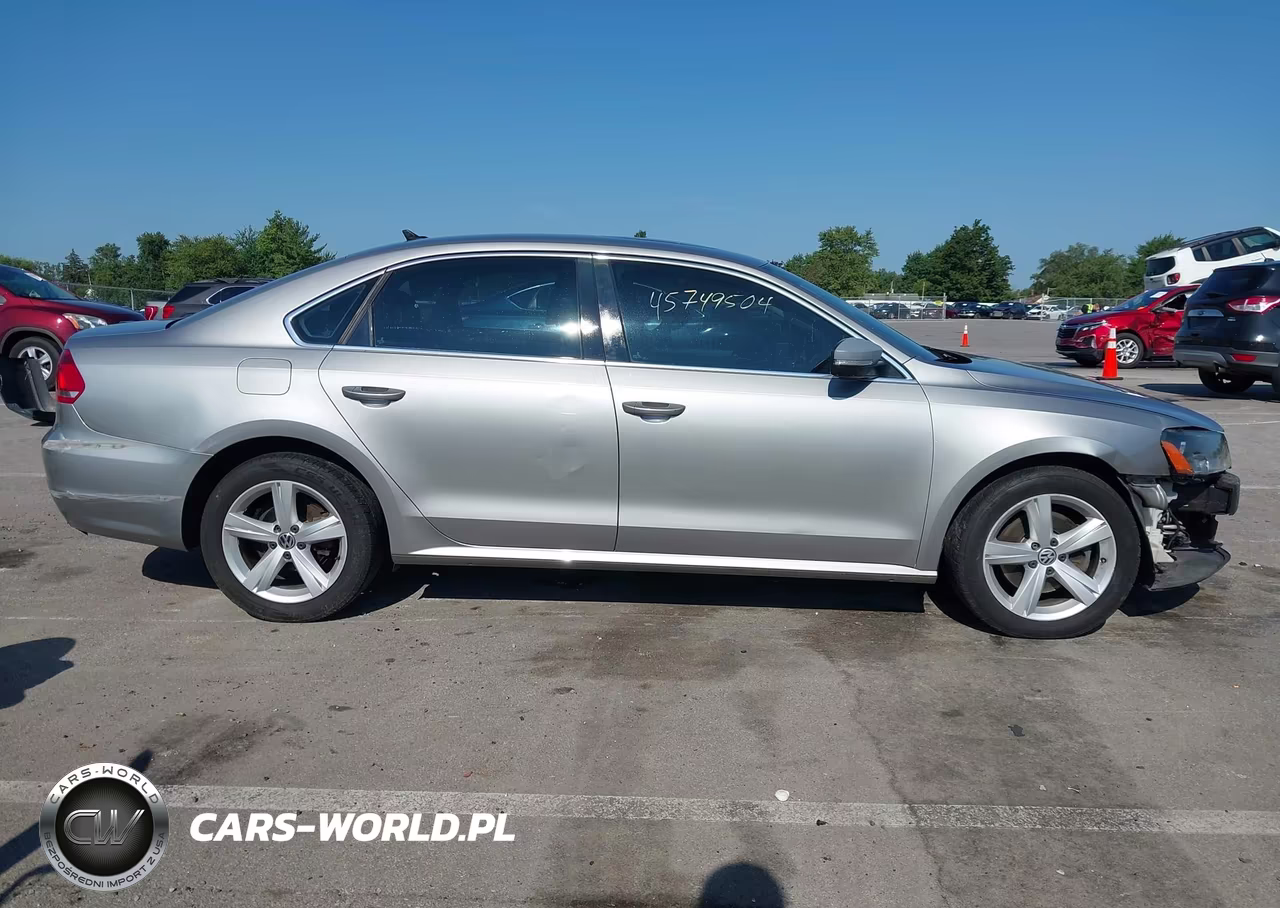 2013 Volkswagen Passat 2.0L Tdi Se VIN:1VWBN7A35DC043682 - 13