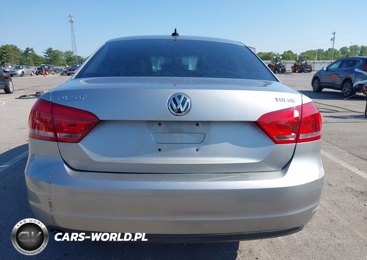 2013 Volkswagen Passat 2.0L Tdi Se VIN:1VWBN7A35DC043682 - 16