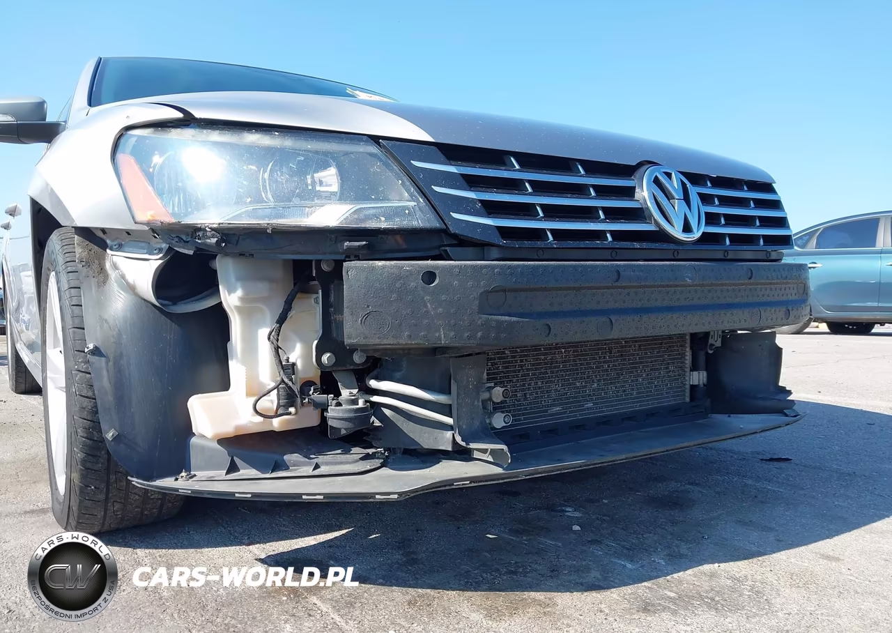 2013 Volkswagen Passat 2.0L Tdi Se VIN:1VWBN7A35DC043682 - 18