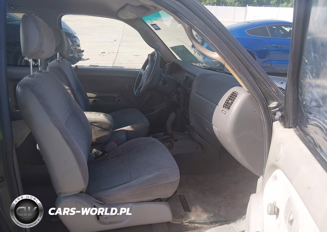 2002 Toyota Tacoma VIN:5TEVL52N42Z066508 - 5