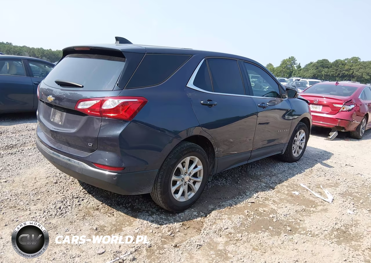 2018 Chevrolet Equinox Lt VIN:3GNAXJEV5JS540665 - 4