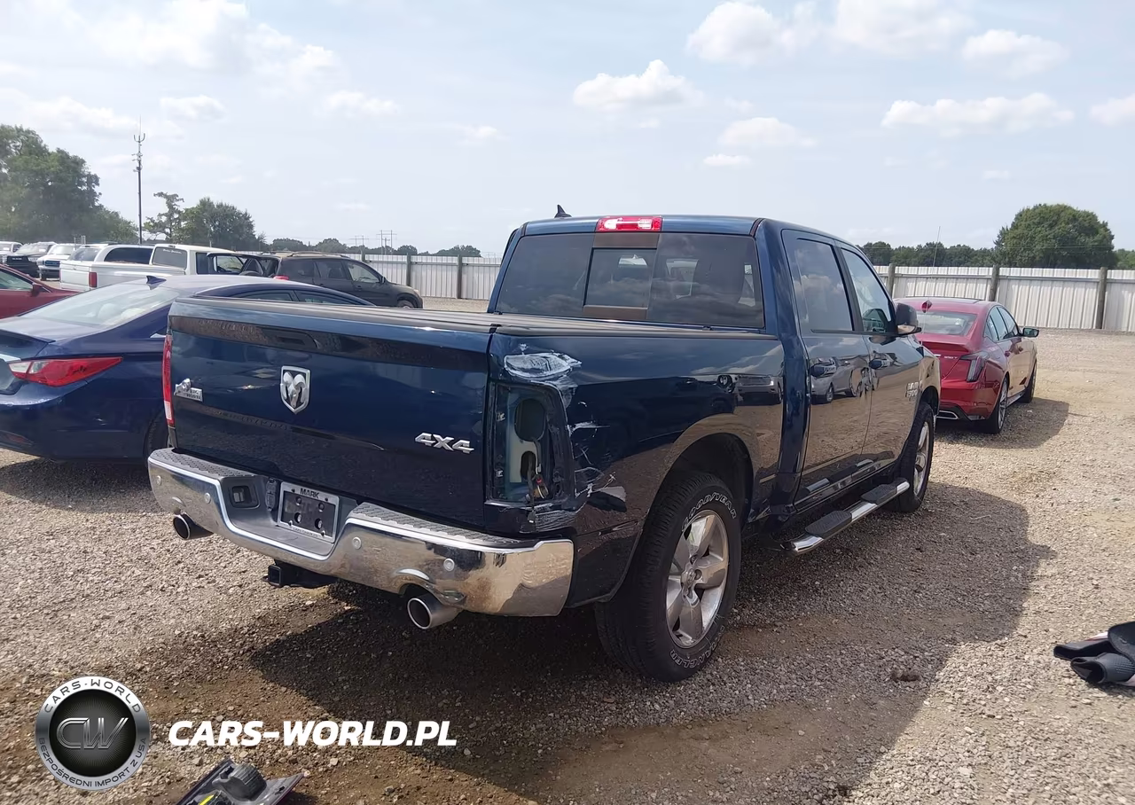 2019 Ram 1500 Classic Big Horn 4X4 5'7 Box VIN:1C6RR7LT5KS641543 - 4