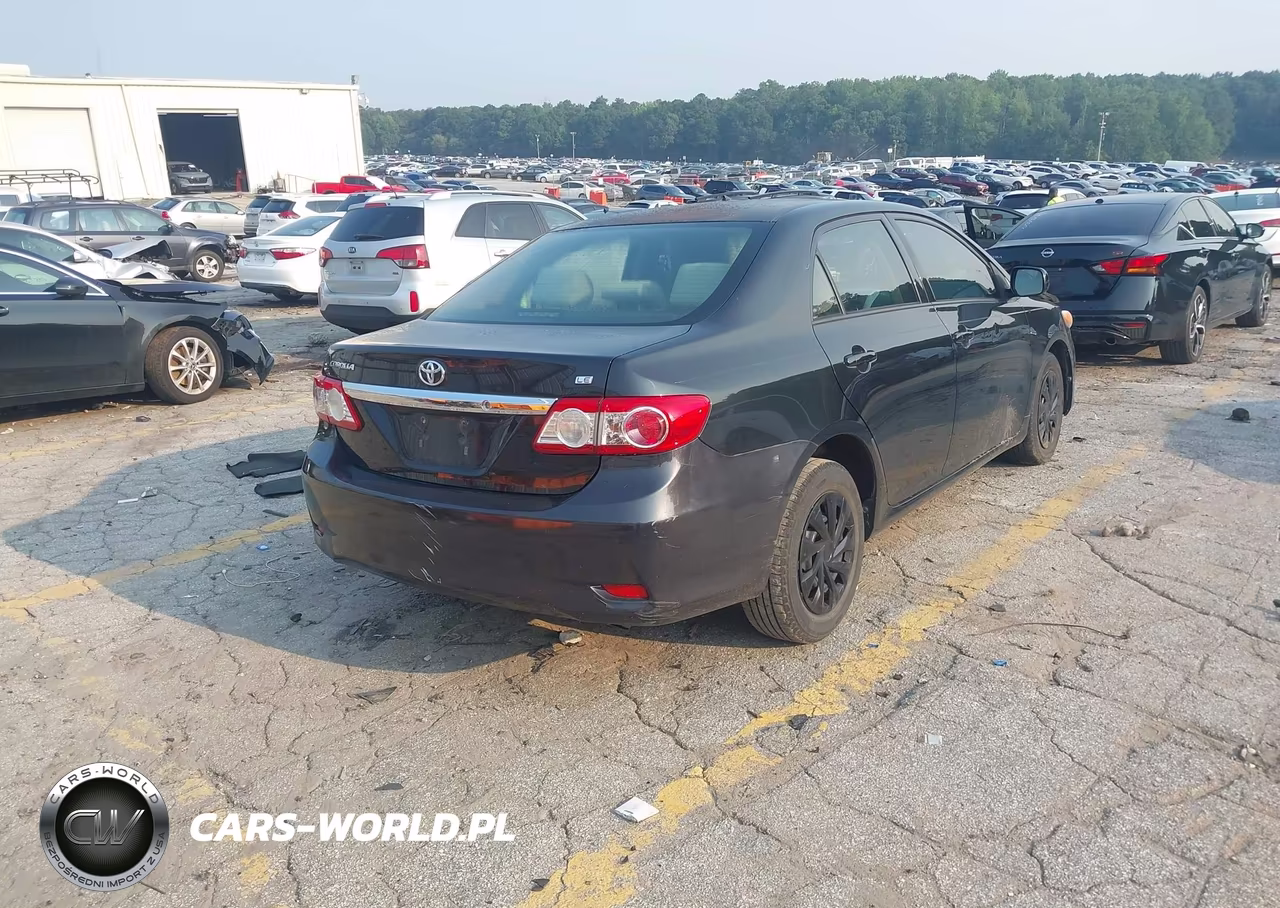 2011 Toyota Corolla Le VIN:JTDBU4EEXBJ101570 - 4
