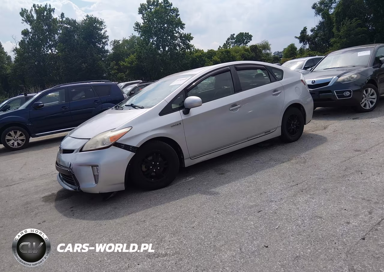 2013 Toyota Prius Two VIN:JTDKN3DU8D5573195 - 2