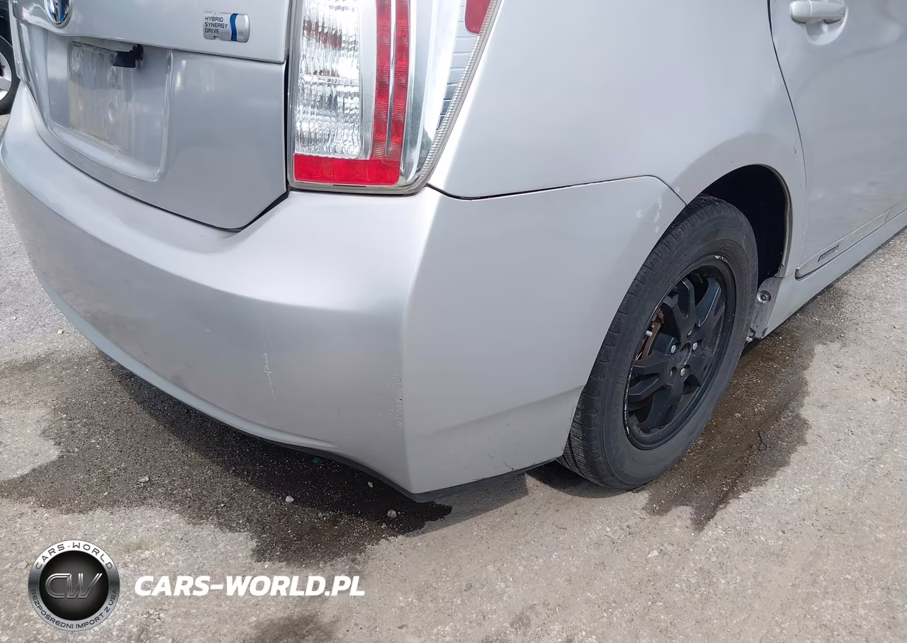 2013 Toyota Prius Two VIN:JTDKN3DU8D5573195 - 20