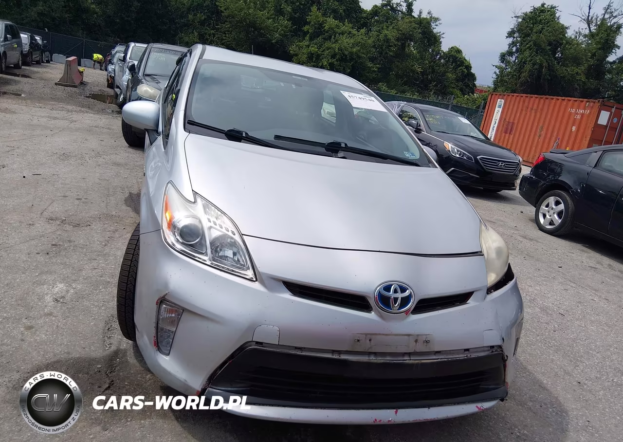 2013 Toyota Prius Two VIN:JTDKN3DU8D5573195 - 6