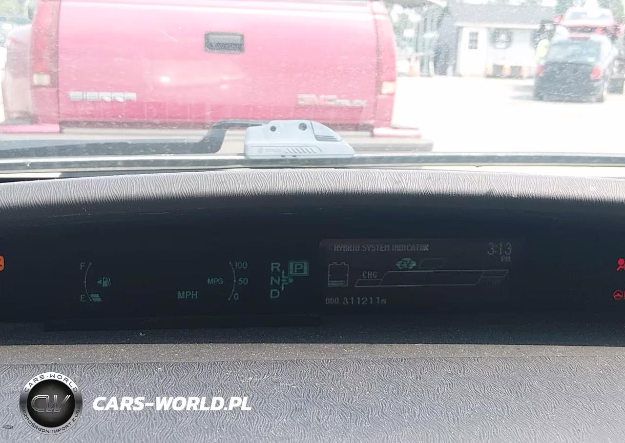 2013 Toyota Prius Two VIN:JTDKN3DU8D5573195 - 7