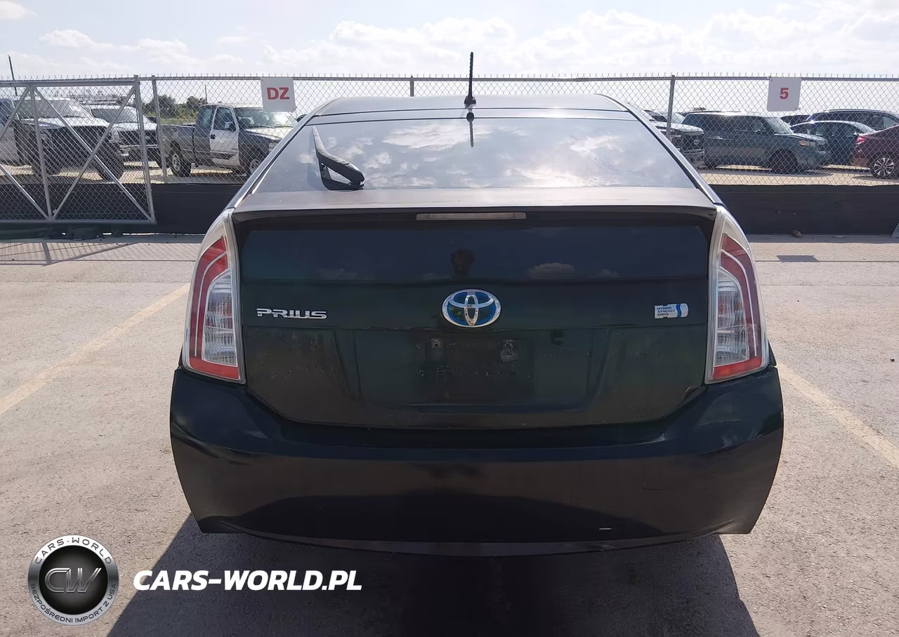 2012 Toyota Prius Two VIN:JTDKN3DU5C5426105 - 16