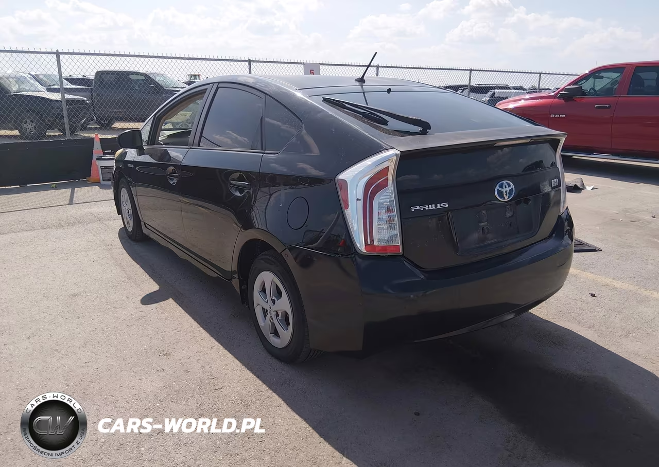 2012 Toyota Prius Two VIN:JTDKN3DU5C5426105 - 3