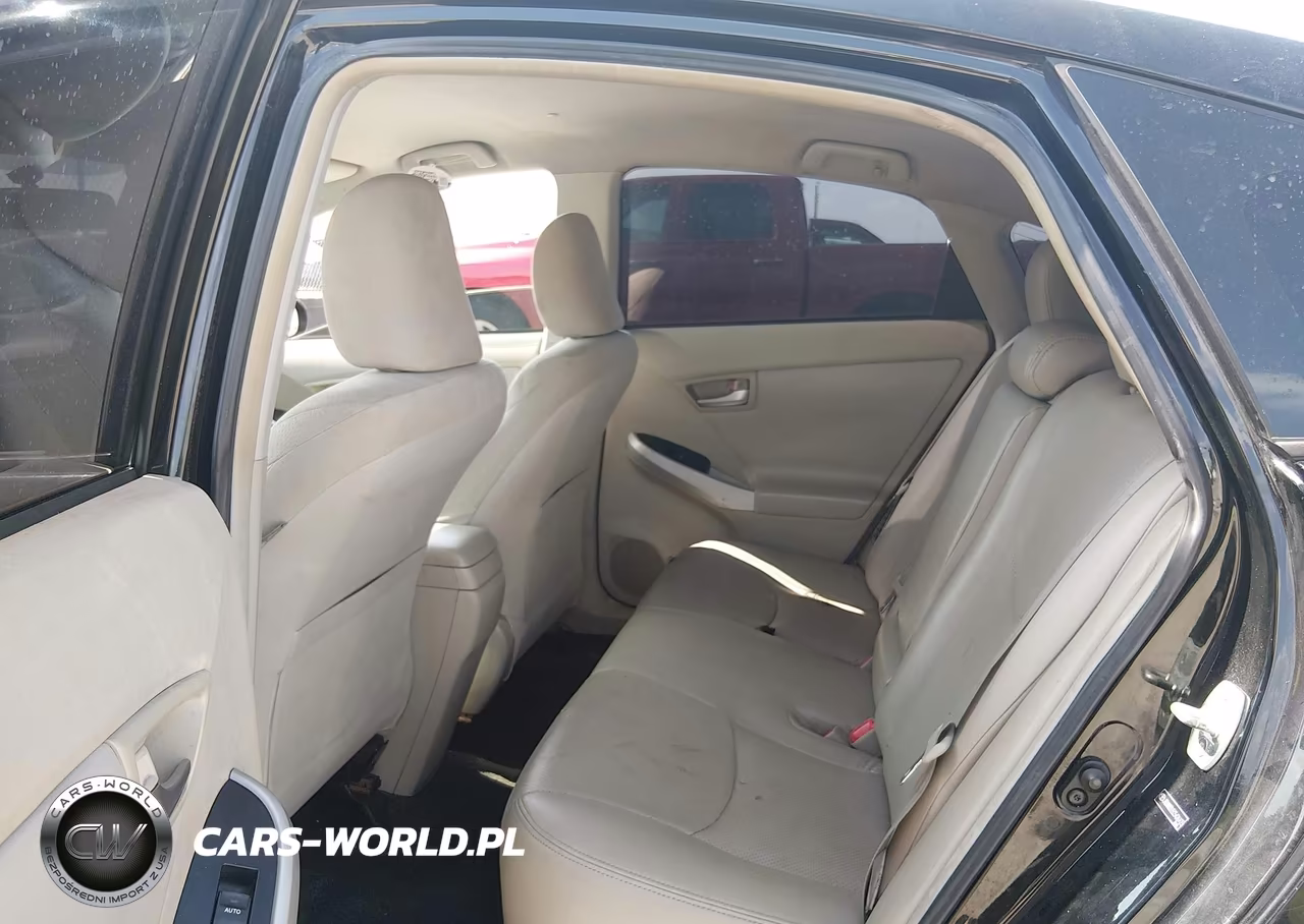 2012 Toyota Prius Two VIN:JTDKN3DU5C5426105 - 8