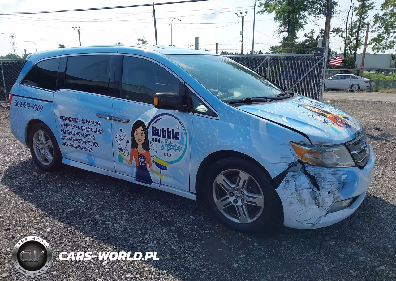 2013 Honda Odyssey Touring-Touring Elite – zdjęcie 1 z 17