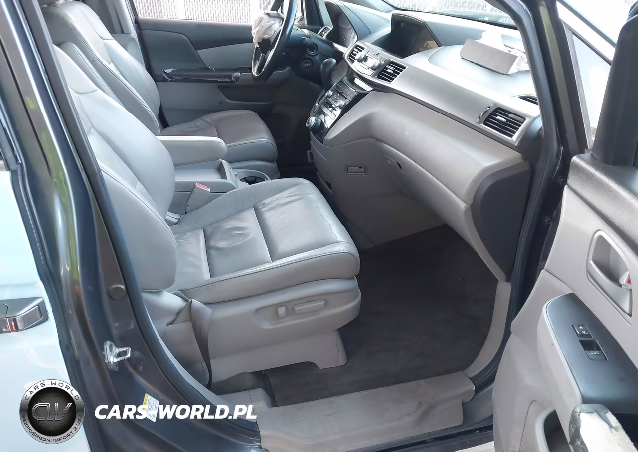 2013 Honda Odyssey Touring-Touring Elite VIN:5FNRL5H93DB006025 - 5