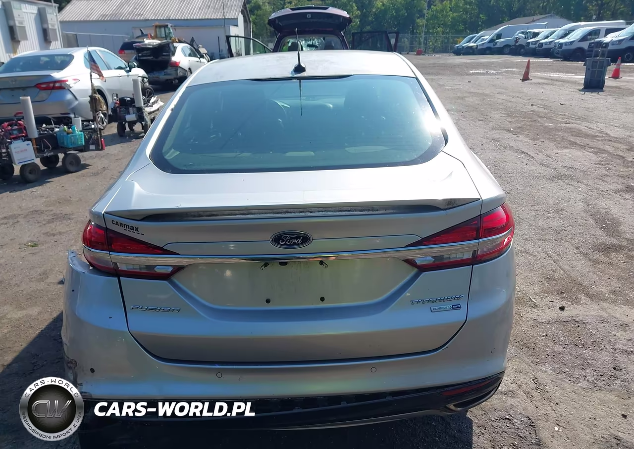 2018 Ford Fusion Titanium VIN:3FA6P0D91JR233455 - 16