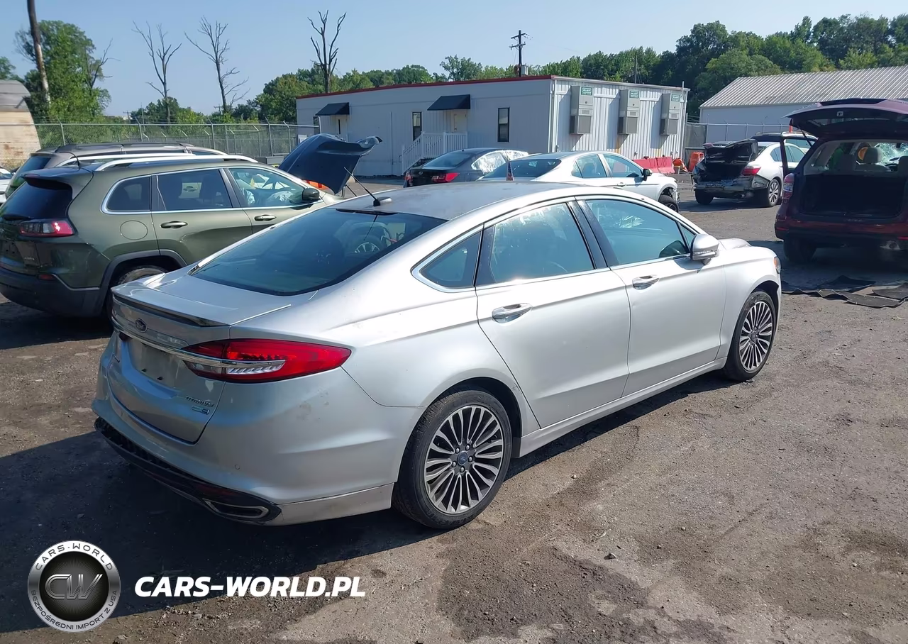 2018 Ford Fusion Titanium VIN:3FA6P0D91JR233455 - 4