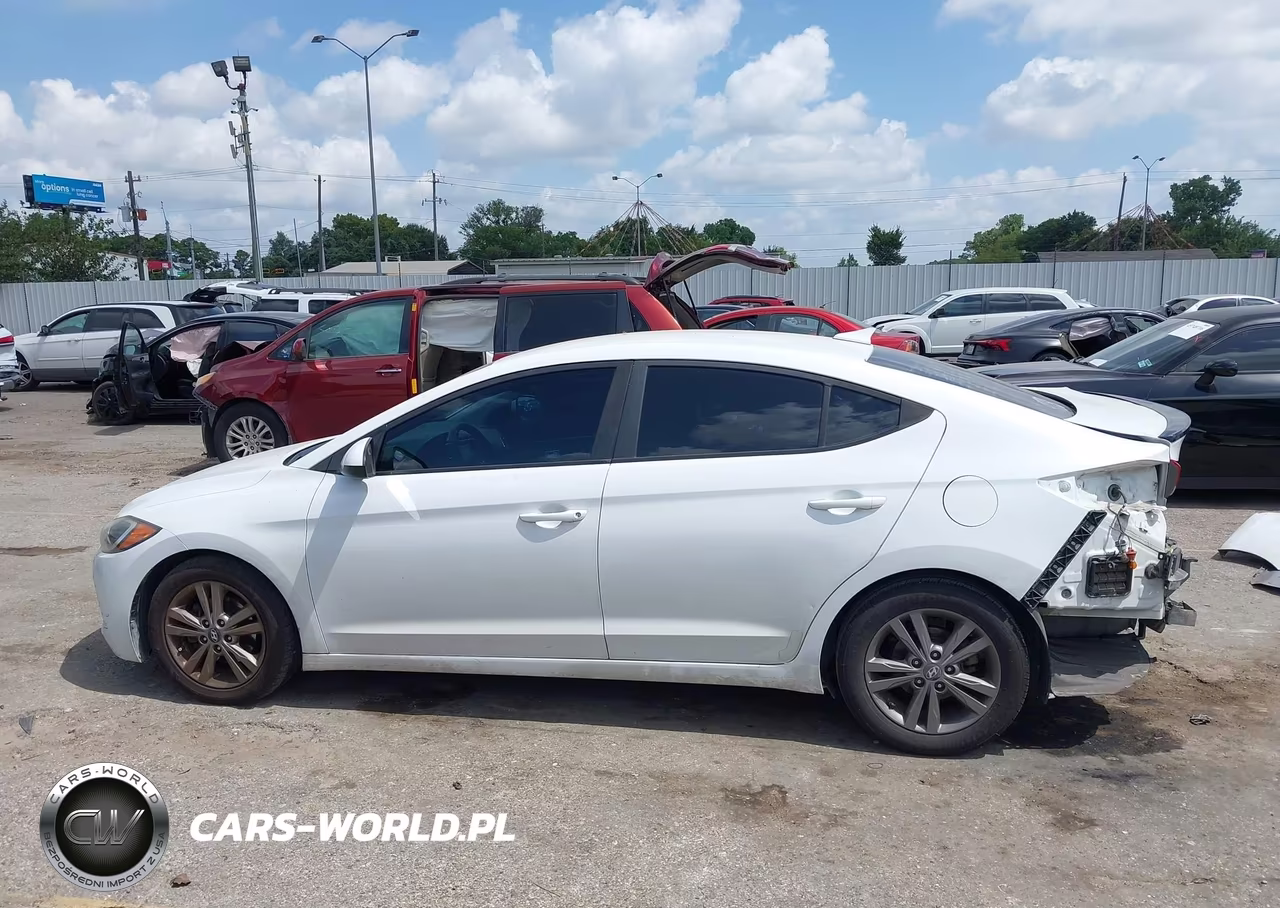 2018 Hyundai Elantra Sel VIN:5NPD84LF9JH233929 - 15