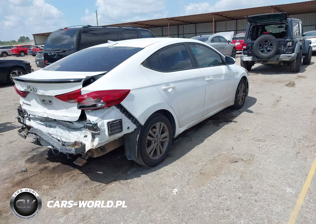 2018 Hyundai Elantra Sel VIN:5NPD84LF9JH233929 - 4