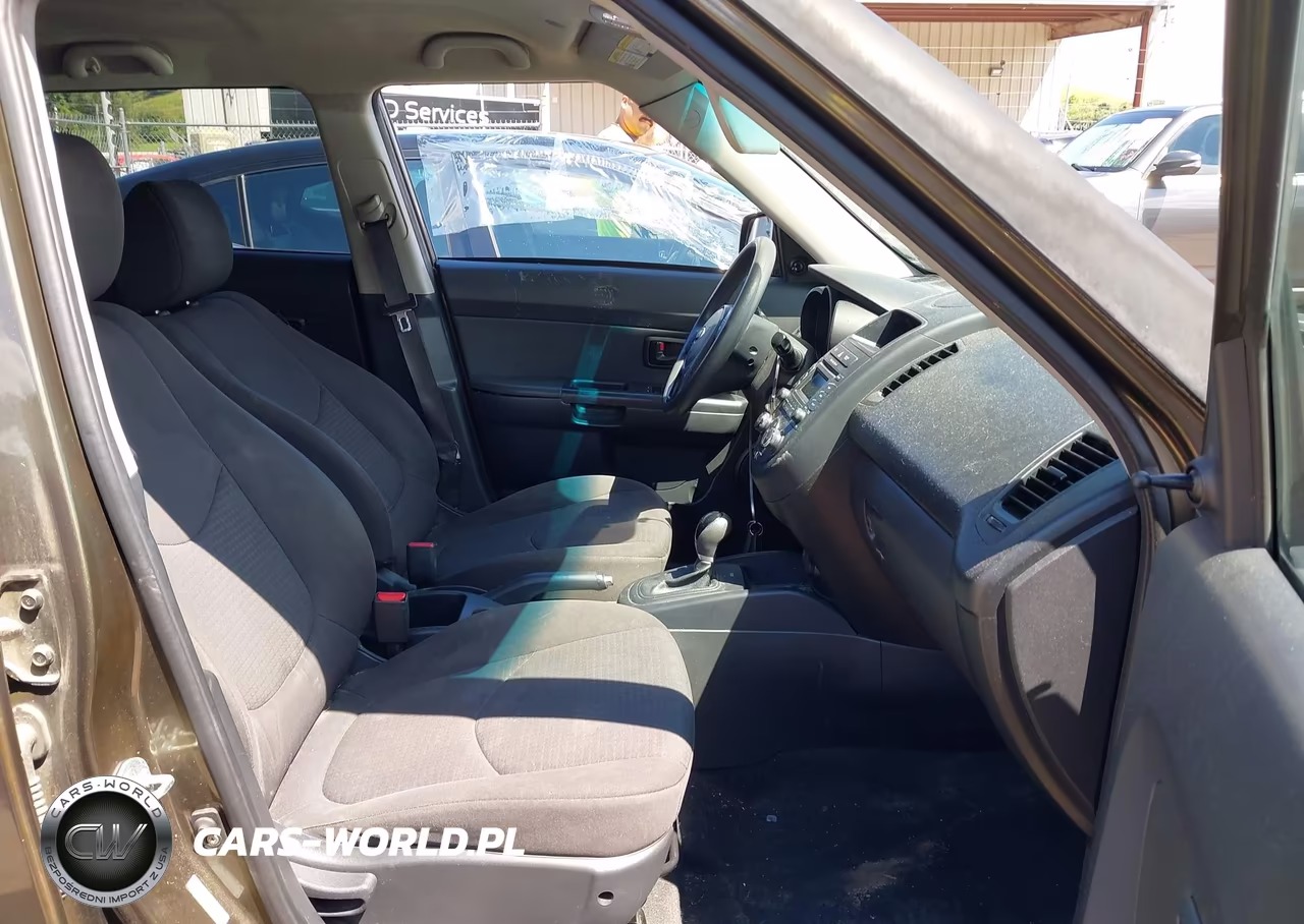 2013 Kia Soul VIN:KNDJT2A54D7557895 - 5