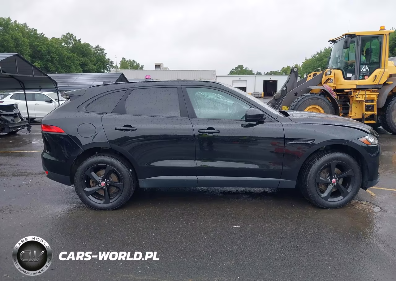 2019 Jaguar F-Pace 25T Premium VIN:SADCJ2FX3KA356292 - 14