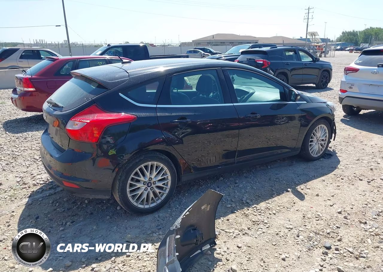 2012 Ford Focus Sel VIN:1FAHP3M22CL266141 - 4