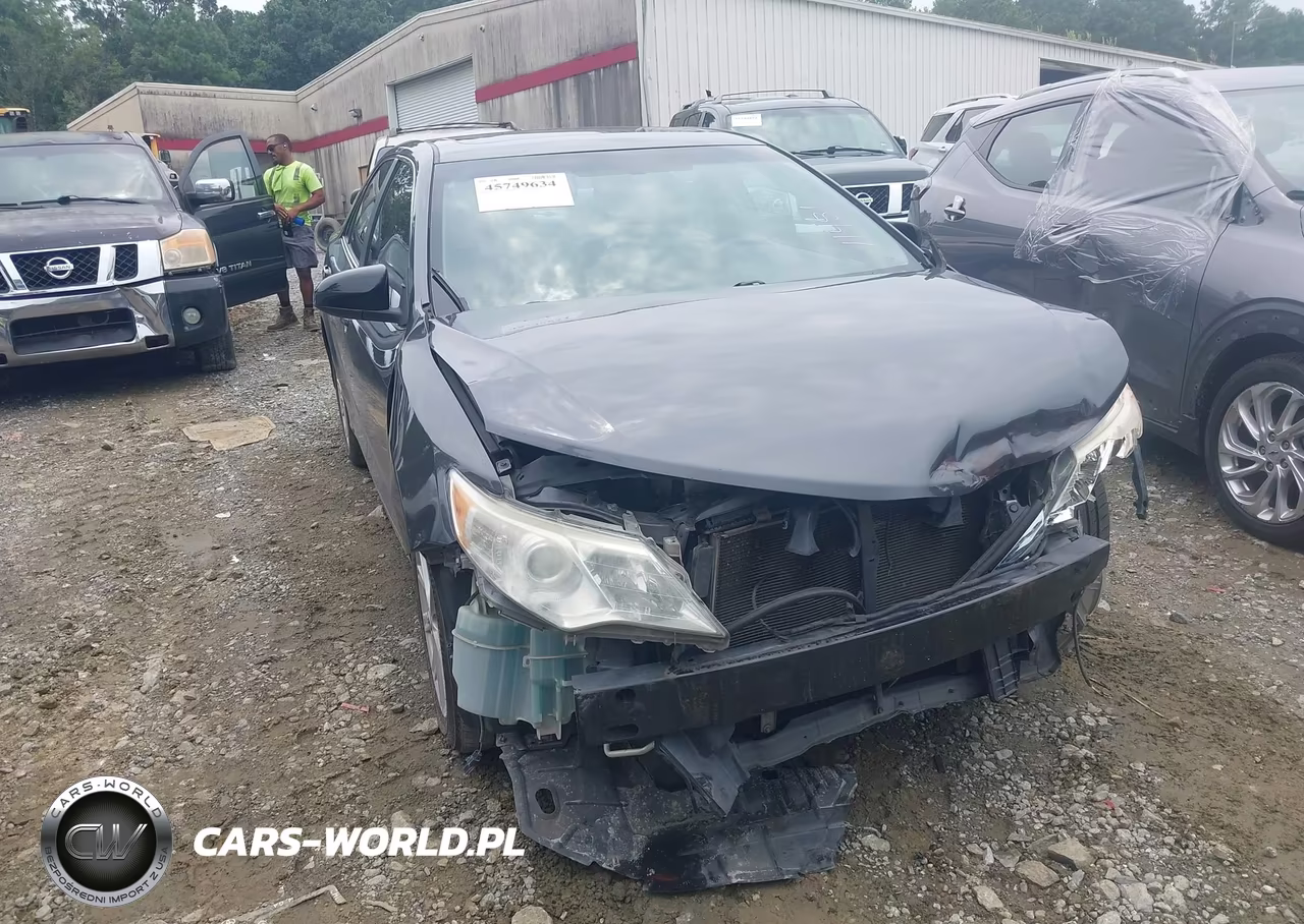 2012 Toyota Camry Xle V6 – zdjęcie 1 z 16