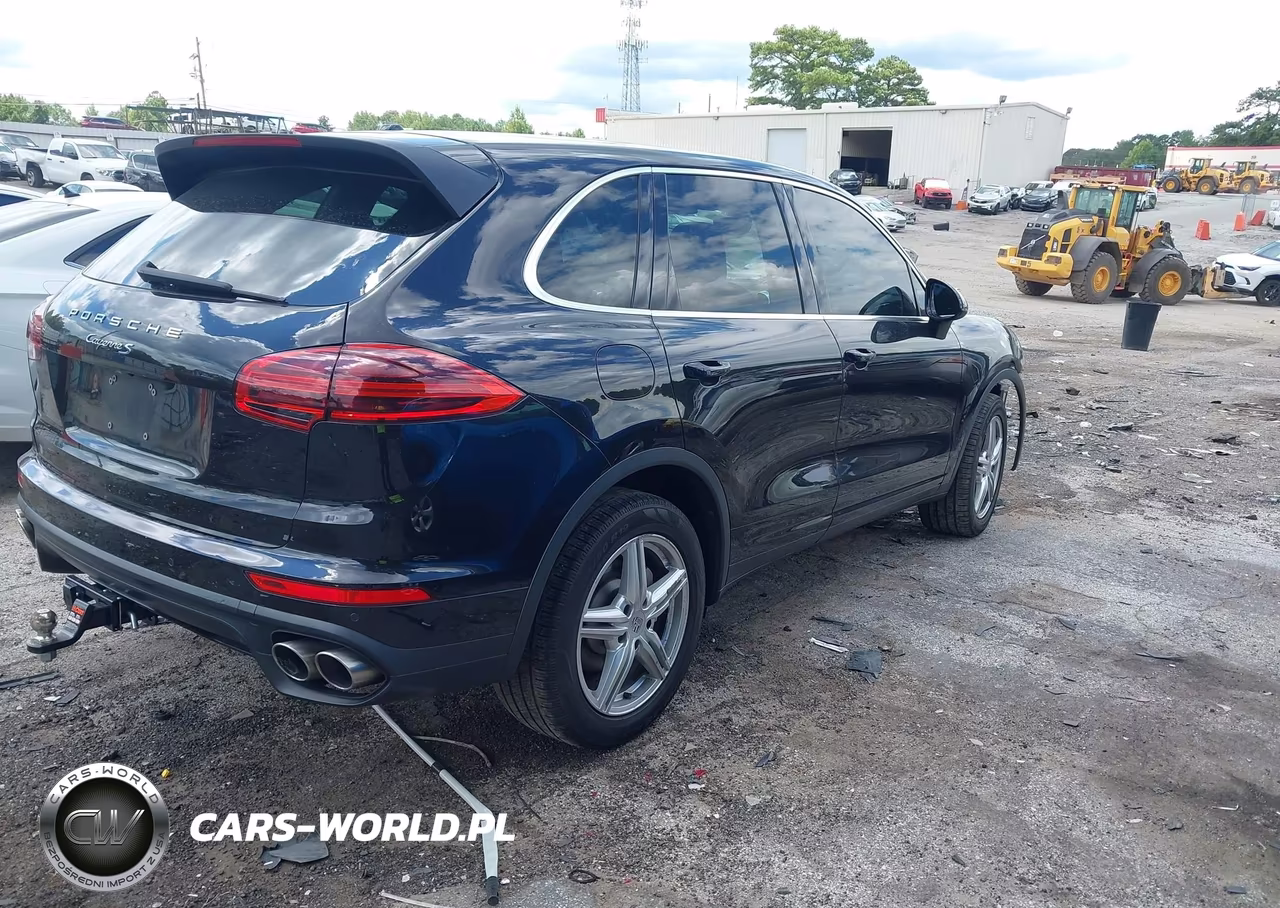 2015 Porsche Cayenne S VIN:WP1AB2A26FLA56671 - 4