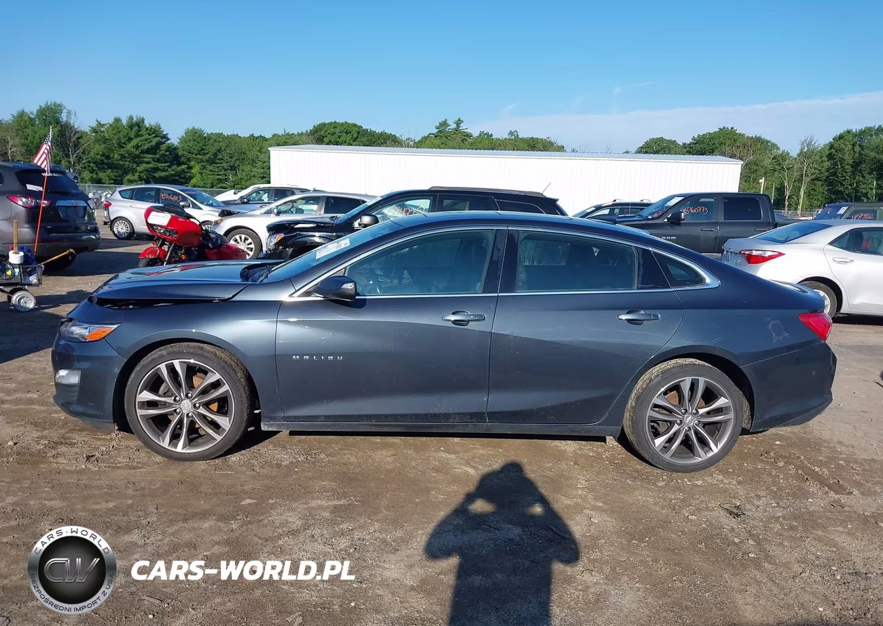 2019 Chevrolet Malibu Premier VIN:1G1ZE5SX6KF200275 - 14