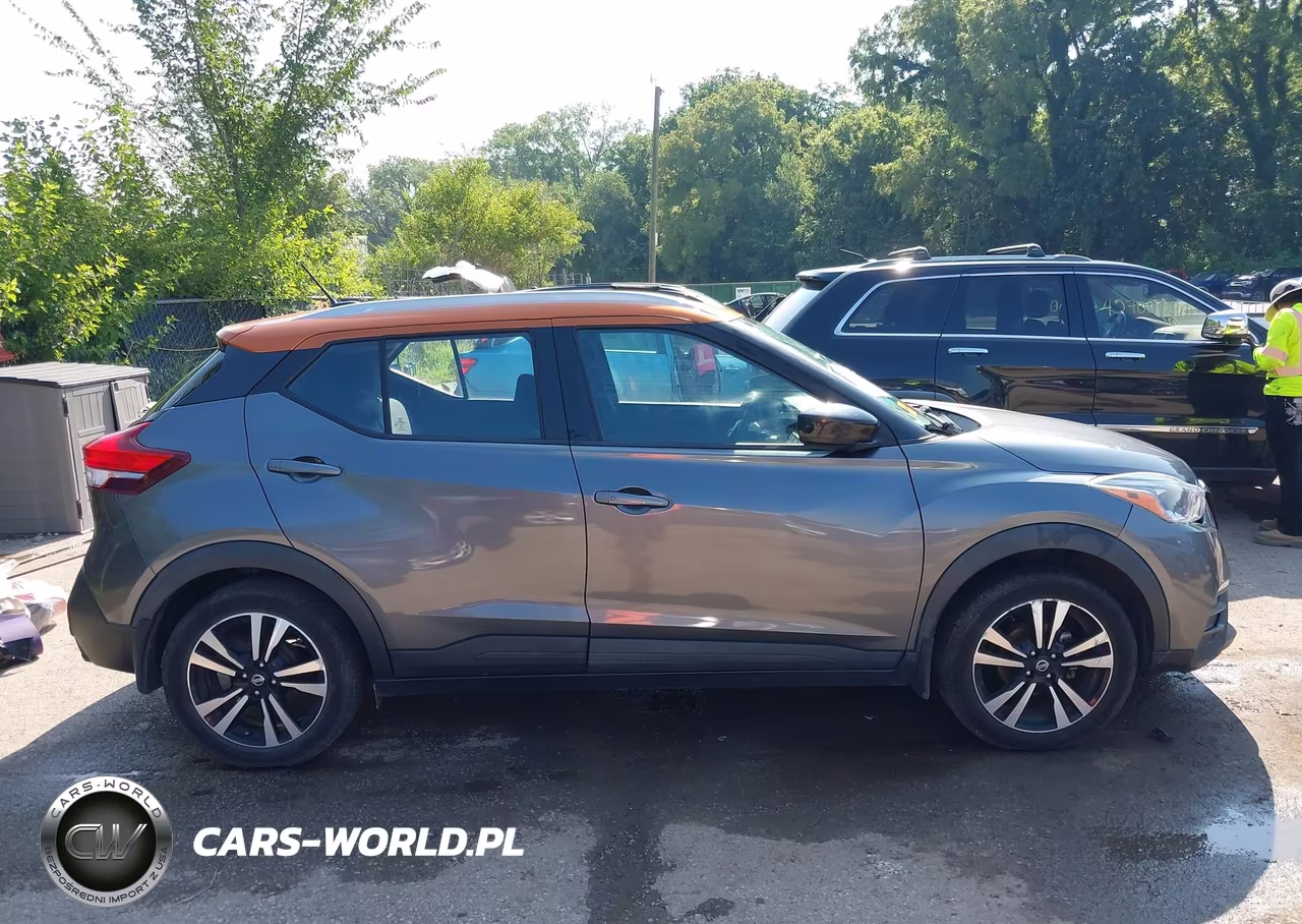2018 Nissan Kicks Sv VIN:3N1CP5CU2JL504190 - 14