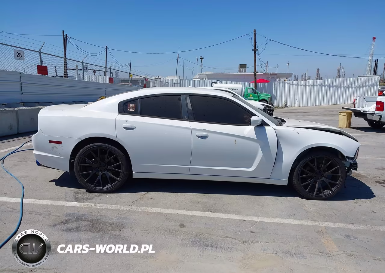2011 Dodge Charger VIN:2B3CL3CG4BH505716 - 13