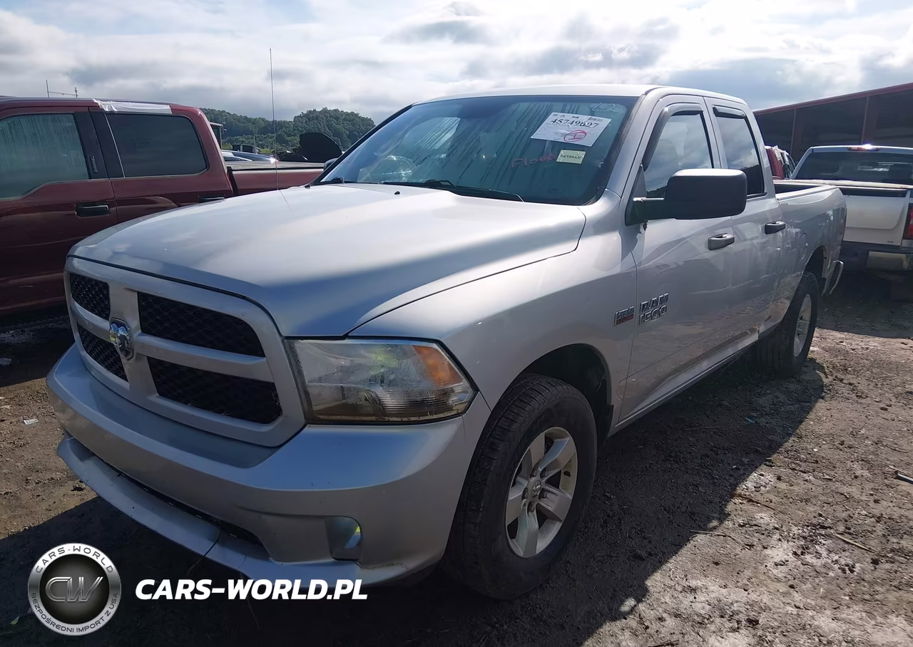 2018 Ram 1500 Express 4X4 6'4 Box VIN:1C6RR7FTXJS351096 - 2
