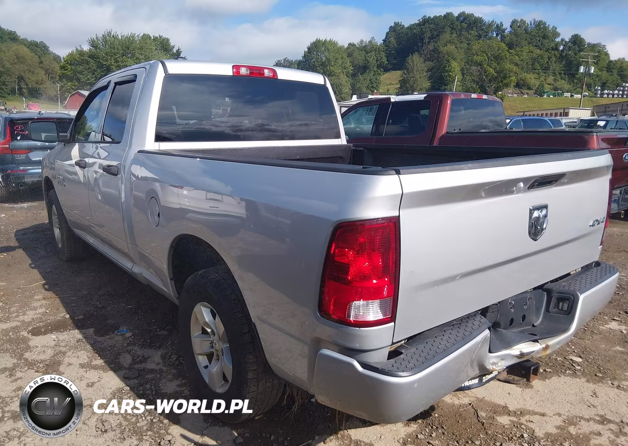 2018 Ram 1500 Express 4X4 6'4 Box VIN:1C6RR7FTXJS351096 - 3